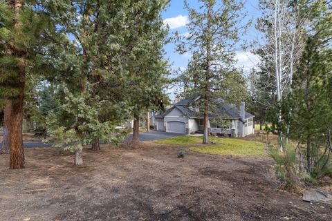 Tiny photo for 3563 NW McCready Drive, Bend, OR 97703 (MLS # 220212905)