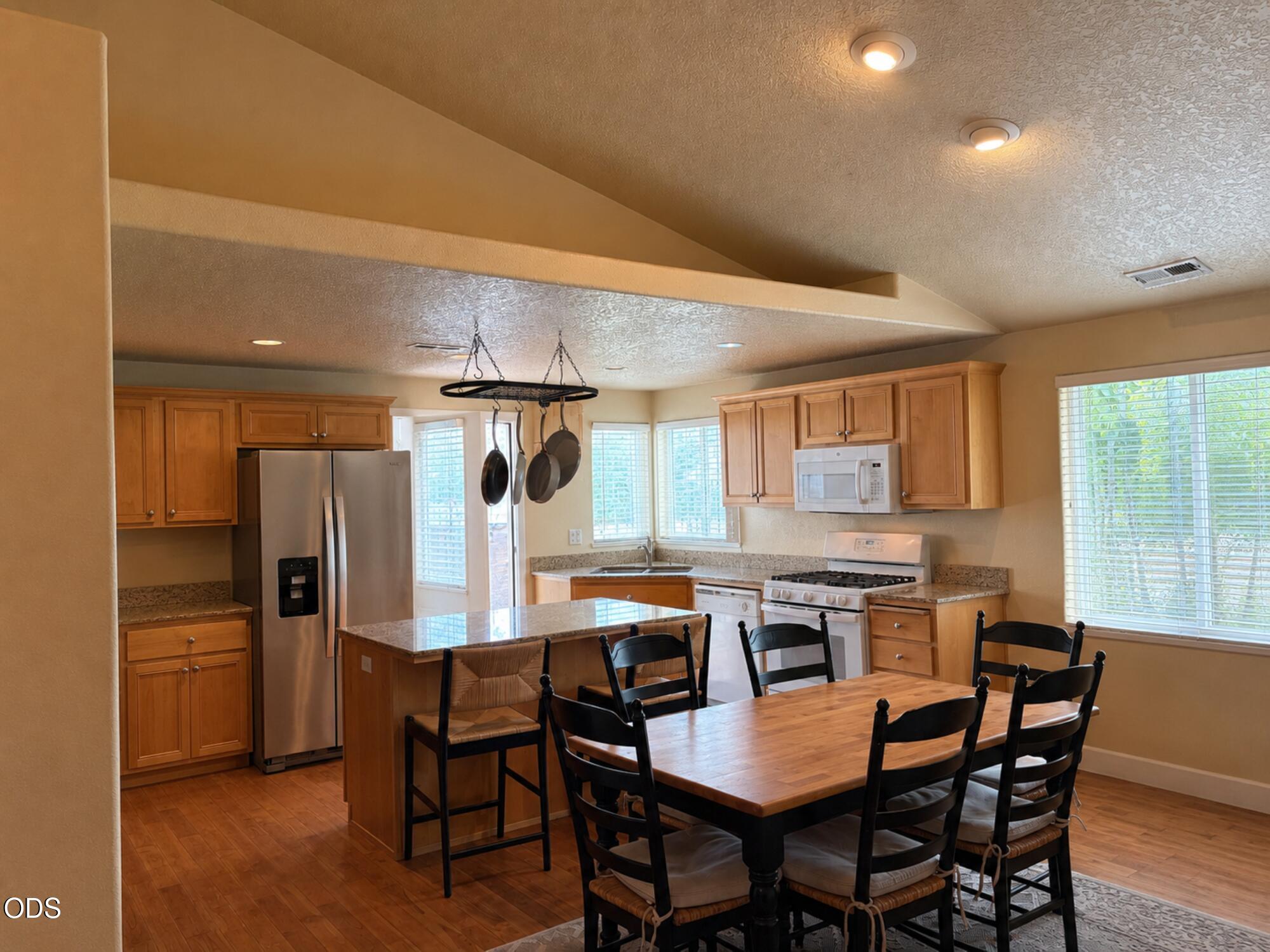 61367 Woodbury Lane