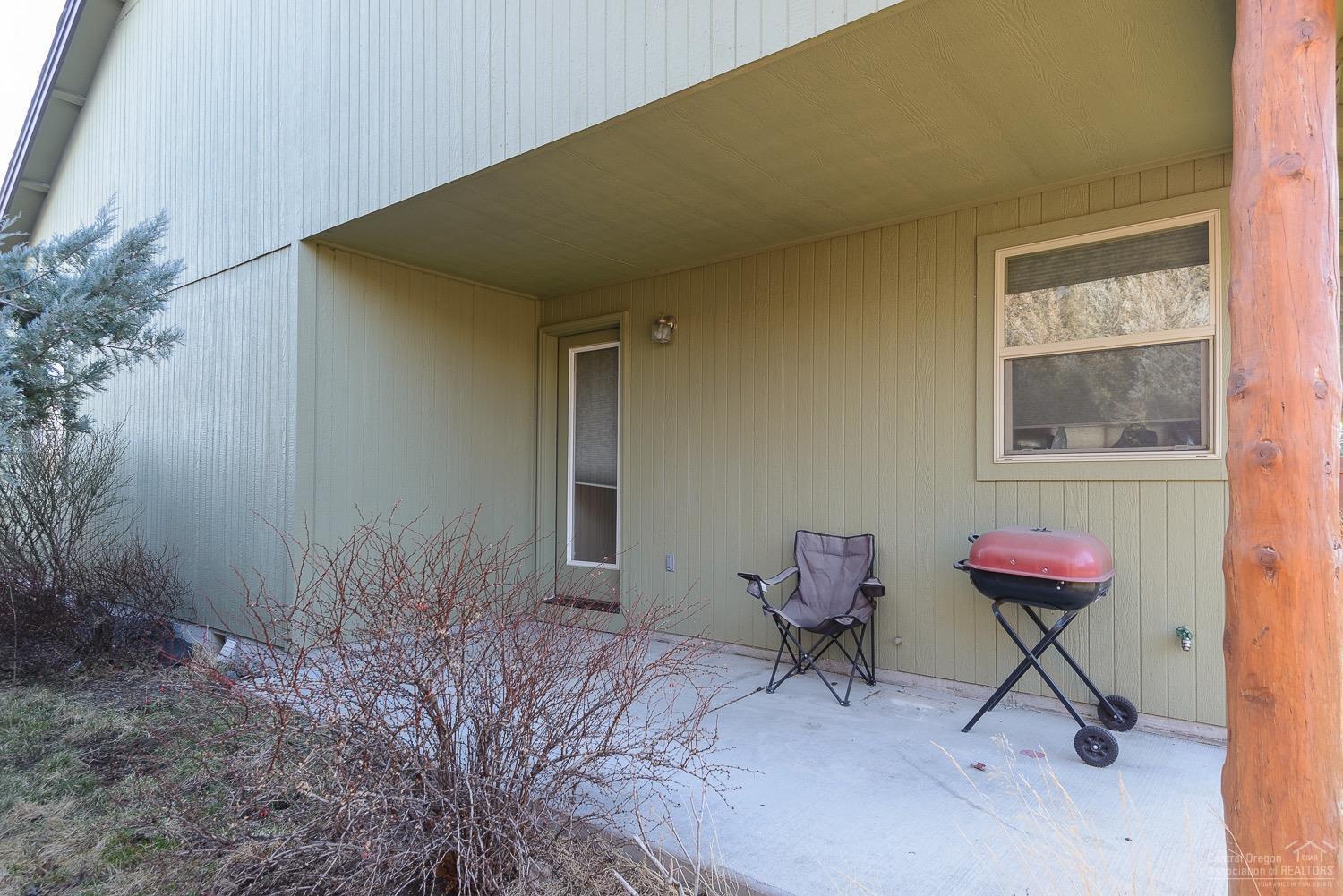 Paulina Peaks - Residential