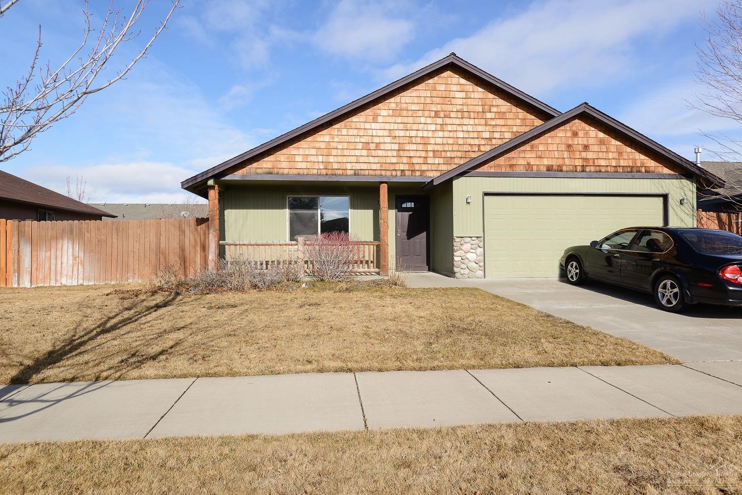 Paulina Peaks - Residential