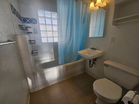 Tiny photo for 1720 Menlo Way, Klamath Falls, OR 97601 (MLS # 220216896)