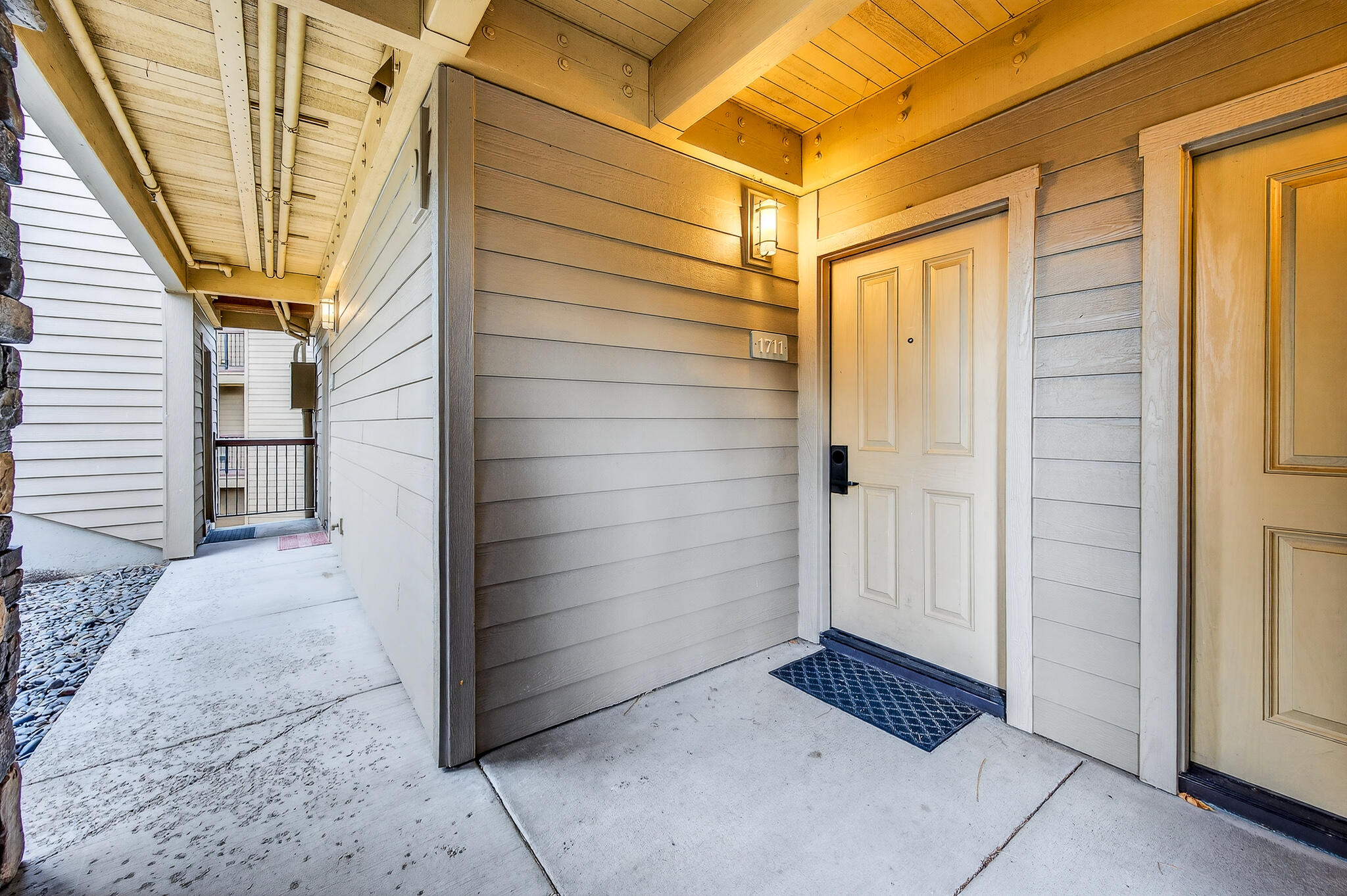 18575 SW Century # 1711