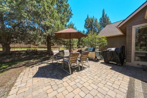 Tiny photo for 11308 Highcrest Court, Redmond, OR 97756 (MLS # 220223835)