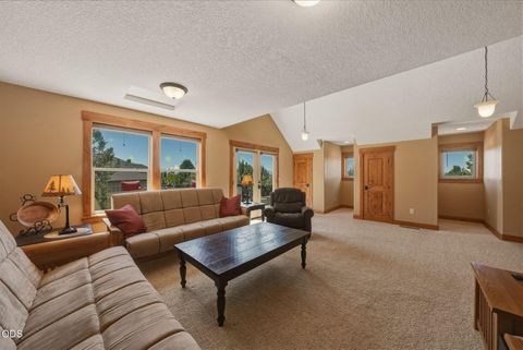 Tiny photo for 11308 Highcrest Court, Redmond, OR 97756 (MLS # 220223835)