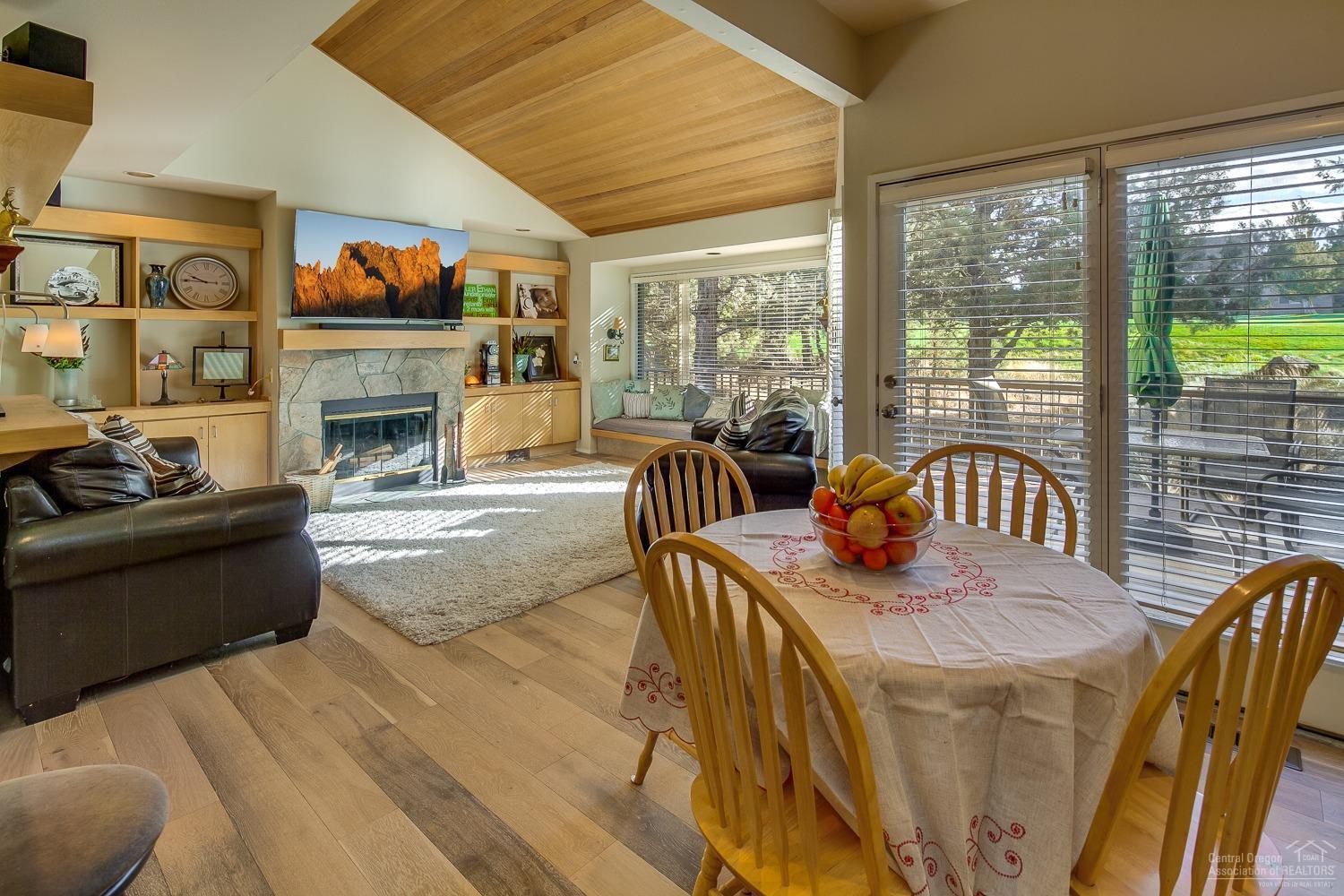 Eagle Crest - Residential