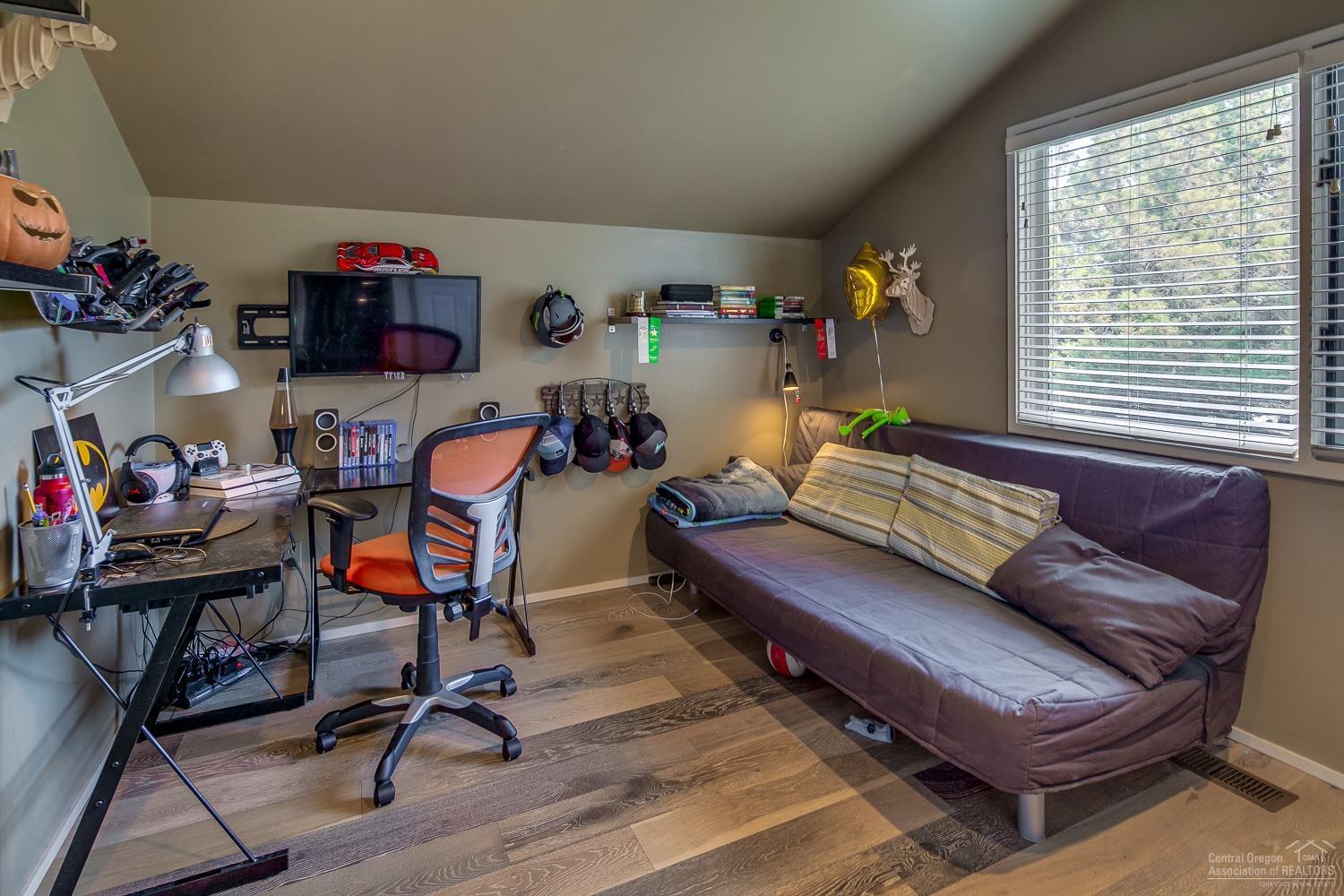 Eagle Crest - Residential