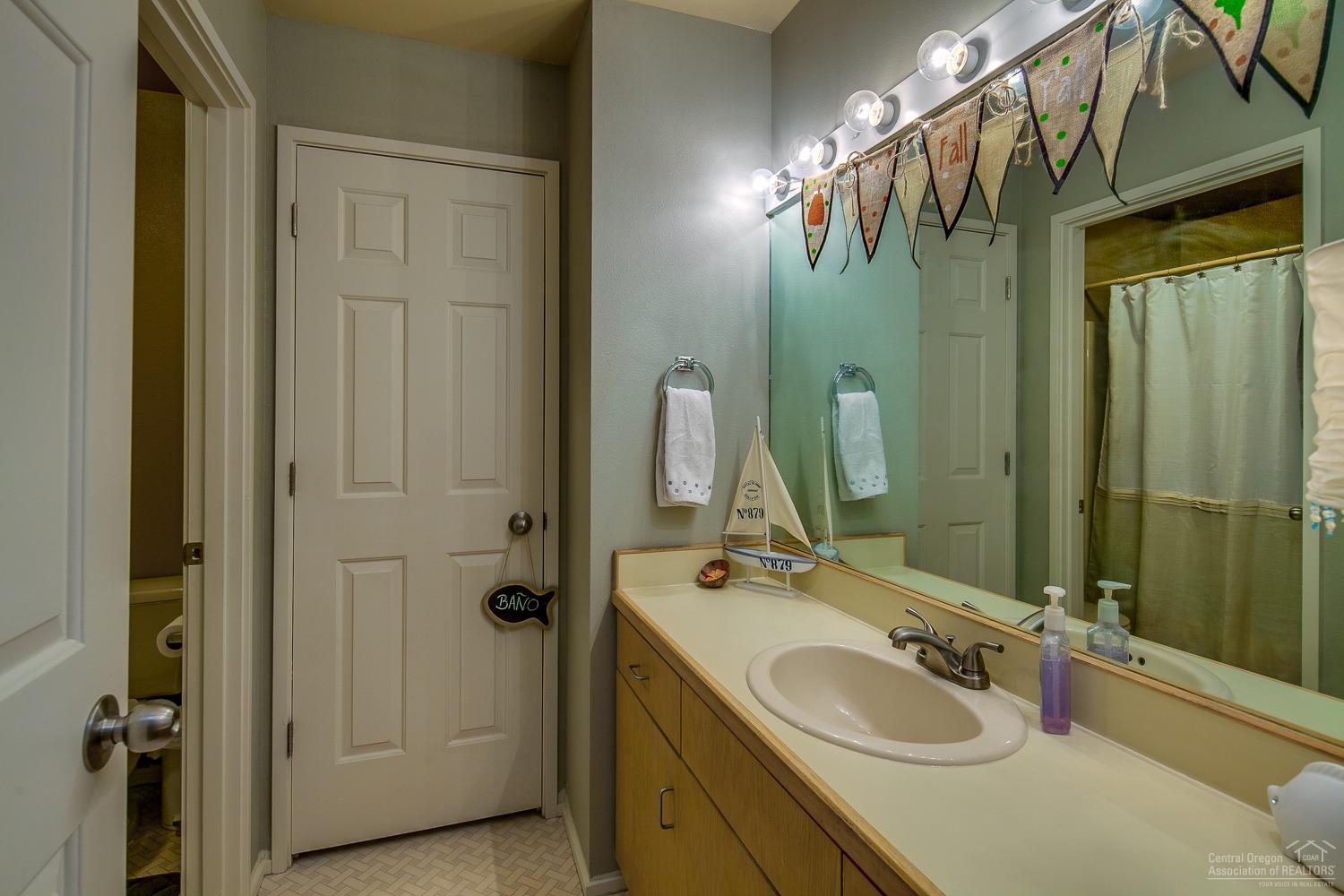 Eagle Crest - Residential