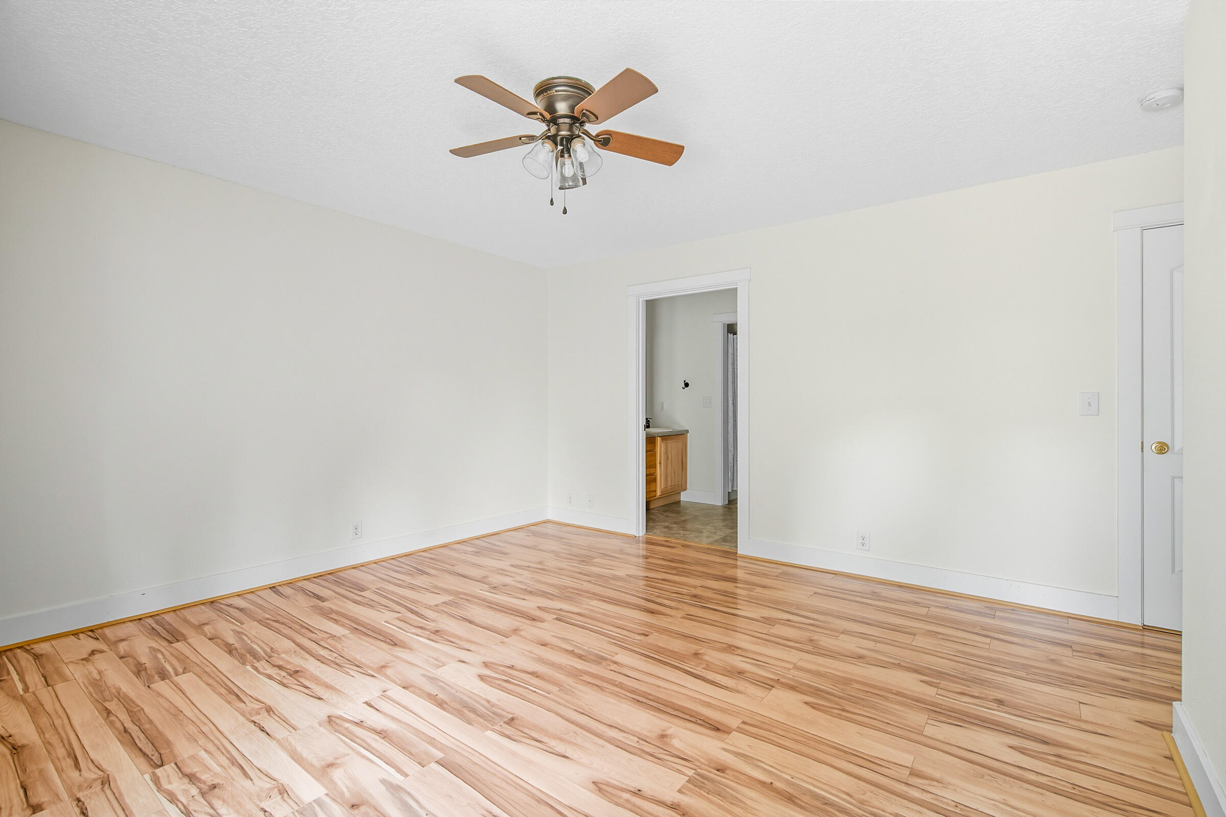 Meadow Lakes Estate - Residential