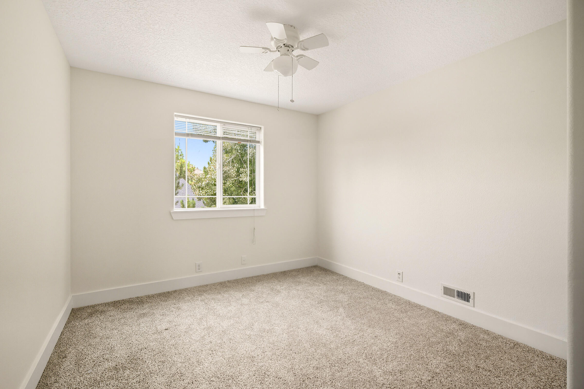 Meadow Lakes Estate - Residential