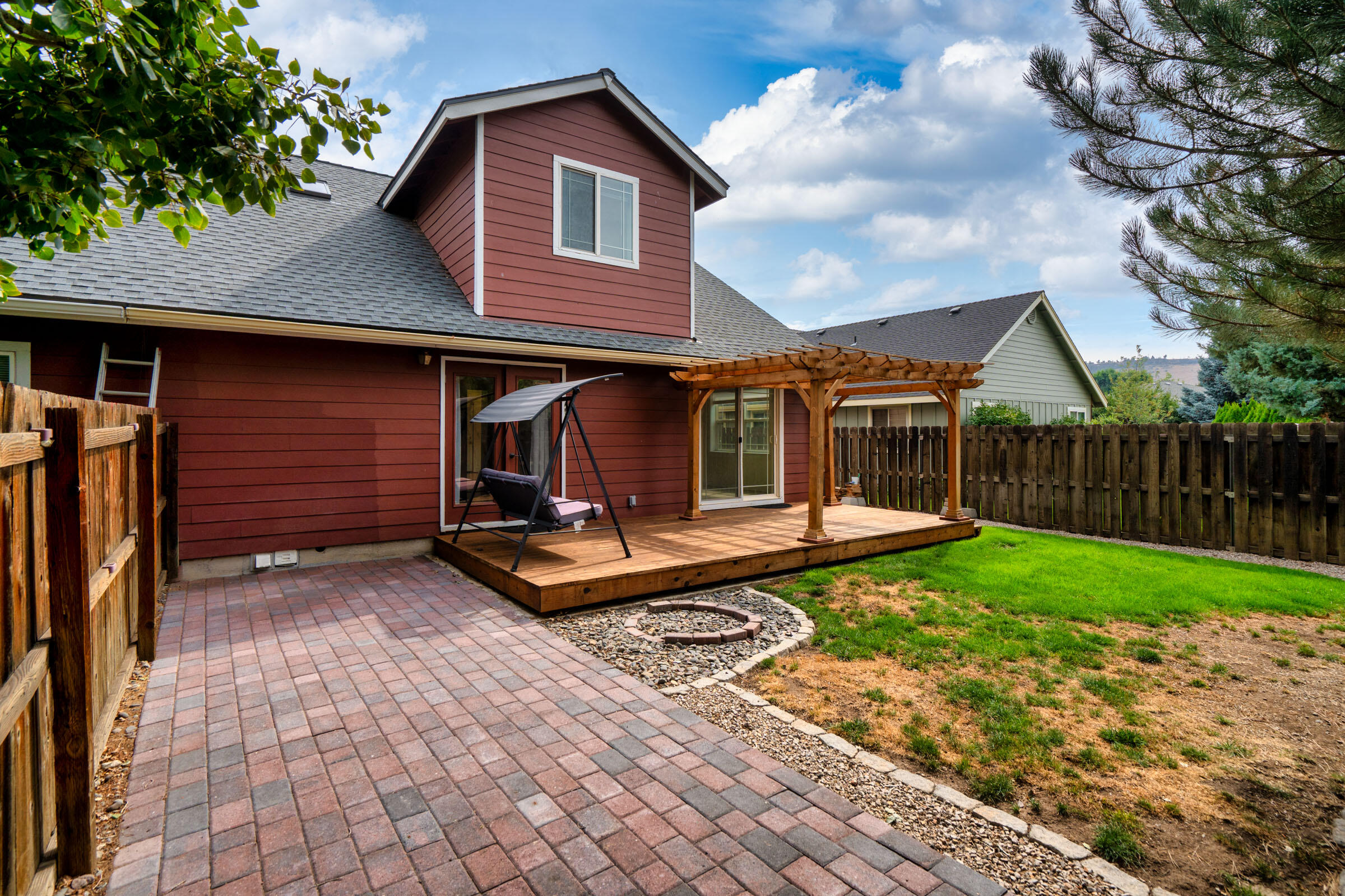 Meadow Lakes Estate - Residential