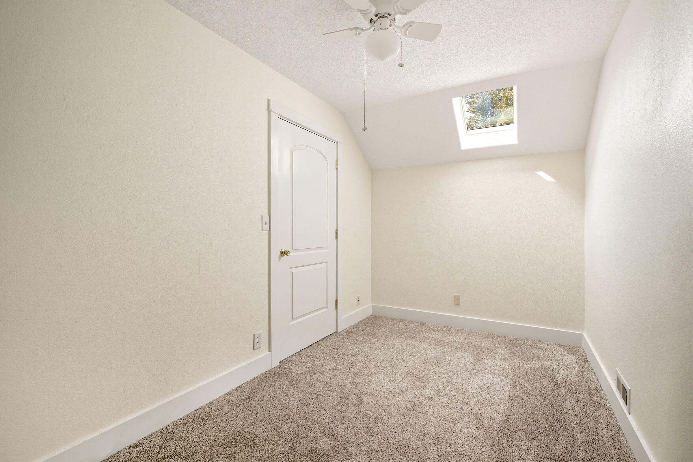 Meadow Lakes Estate - Residential