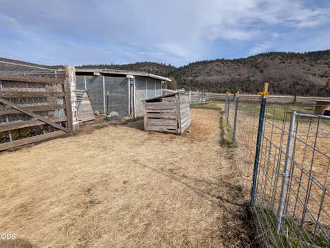 Tiny photo for 29277 Highway 97 N, Chiloquin, OR 97624 (MLS # 220225391)