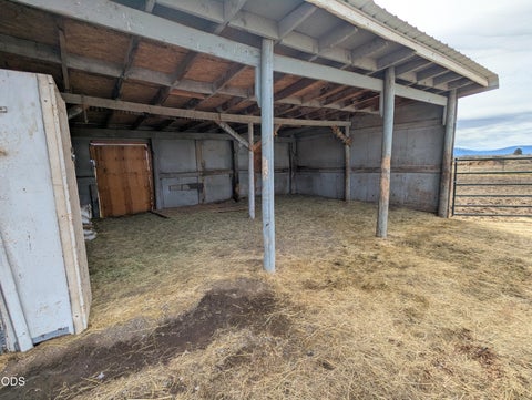 Tiny photo for 29277 Highway 97 N, Chiloquin, OR 97624 (MLS # 220225391)