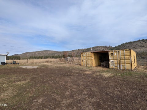 Tiny photo for 29277 Highway 97 N, Chiloquin, OR 97624 (MLS # 220225391)