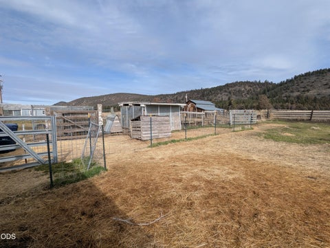 Tiny photo for 29277 Highway 97 N, Chiloquin, OR 97624 (MLS # 220225391)