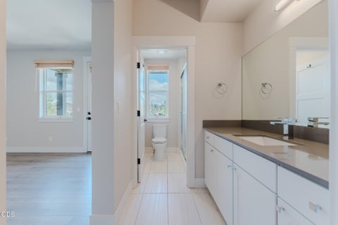 Tiny photo for 63087 Boyd Acres Road, Bend, OR 97701 (MLS # 220224370)