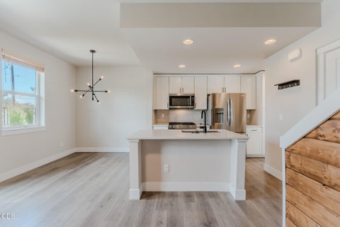 Tiny photo for 63087 Boyd Acres Road, Bend, OR 97701 (MLS # 220224370)