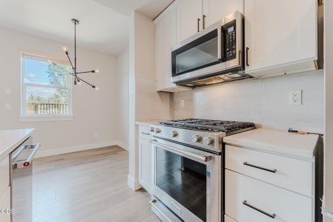 Tiny photo for 63087 Boyd Acres Road, Bend, OR 97701 (MLS # 220224370)