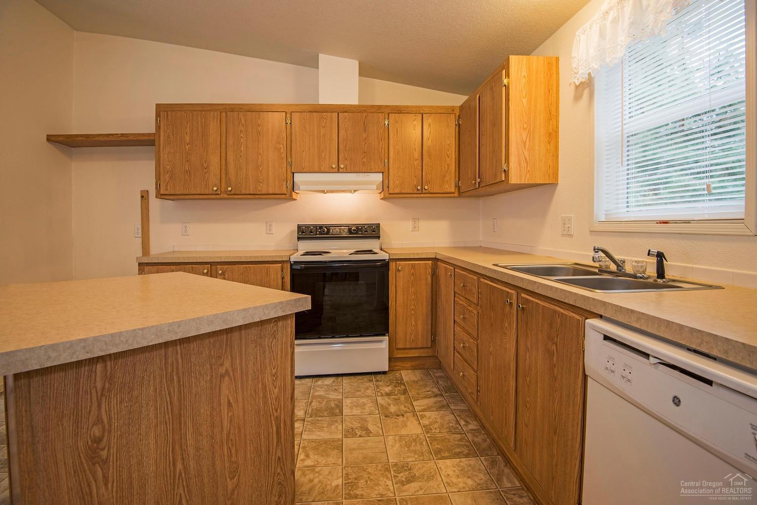 Deschutes RiverWoods - Residential