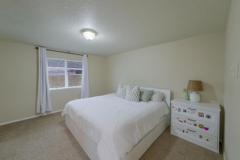 Tiny photo for 2068 NE Elk Street, Prineville, OR 97754 (MLS # 220211269)