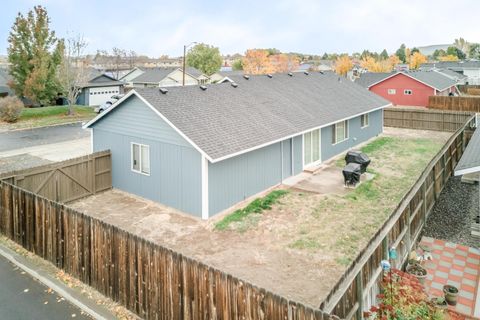 Tiny photo for 2068 NE Elk Street, Prineville, OR 97754 (MLS # 220211269)