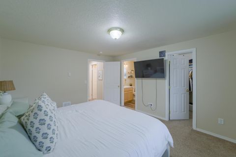 Tiny photo for 2068 NE Elk Street, Prineville, OR 97754 (MLS # 220211269)