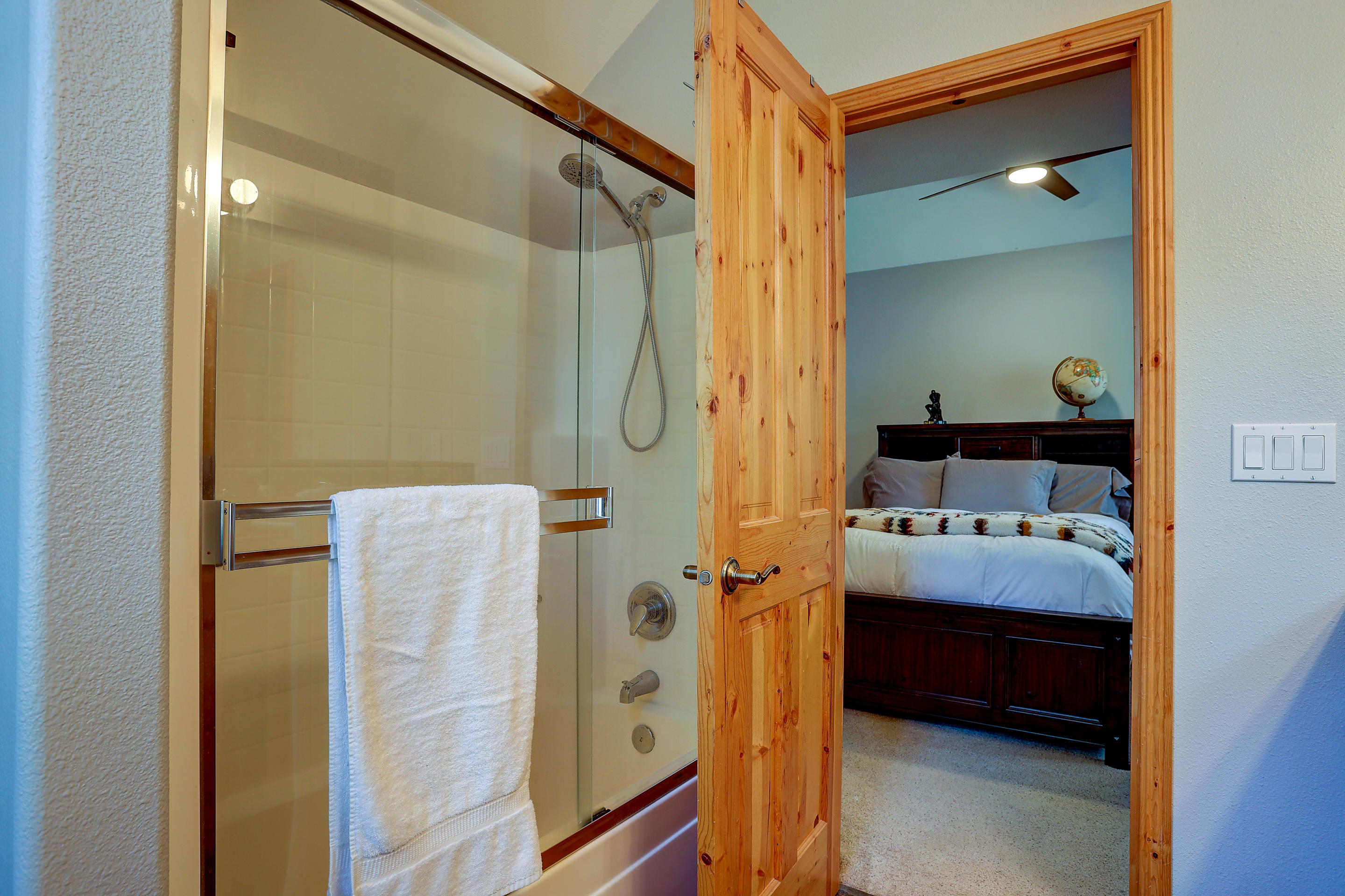 Fairway Point Villag - Residential