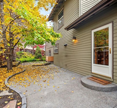 Tiny photo for 60923 Grand Targhee Drive, Bend, OR 97702 (MLS # 220217651)