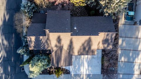 Tiny photo for 60923 Grand Targhee Drive, Bend, OR 97702 (MLS # 220217651)