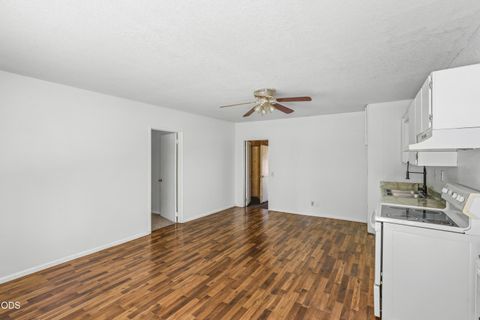 Tiny photo for 1980 McCarter Lane, Grants Pass, OR 97527 (MLS # 220222882)