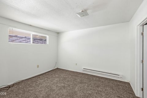 Tiny photo for 1980 McCarter Lane, Grants Pass, OR 97527 (MLS # 220222882)