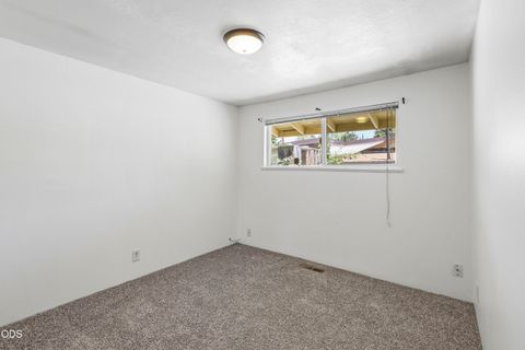 Tiny photo for 1980 McCarter Lane, Grants Pass, OR 97527 (MLS # 220222882)