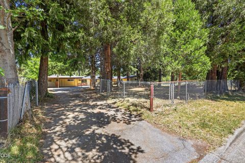 Tiny photo for 1980 McCarter Lane, Grants Pass, OR 97527 (MLS # 220222882)