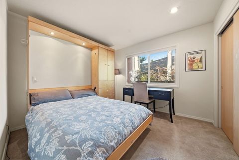 Tiny photo for 3076 NW Clubhouse Drive, Bend, OR 97703 (MLS # 220216855)