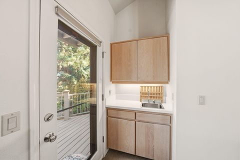 Tiny photo for 3076 NW Clubhouse Drive, Bend, OR 97703 (MLS # 220216855)