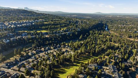 Tiny photo for 3076 NW Clubhouse Drive, Bend, OR 97703 (MLS # 220216855)