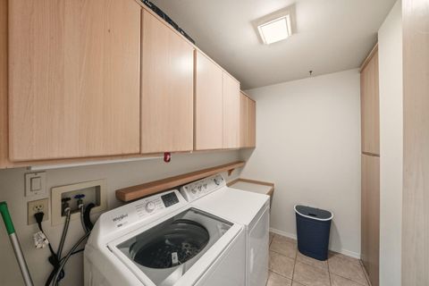 Tiny photo for 3076 NW Clubhouse Drive, Bend, OR 97703 (MLS # 220216855)