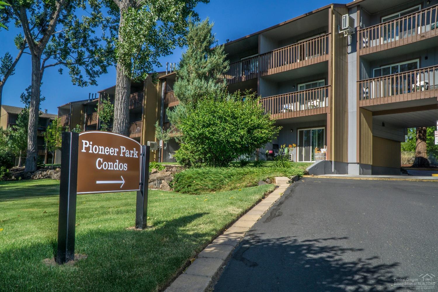 Bend Riverside - Residential