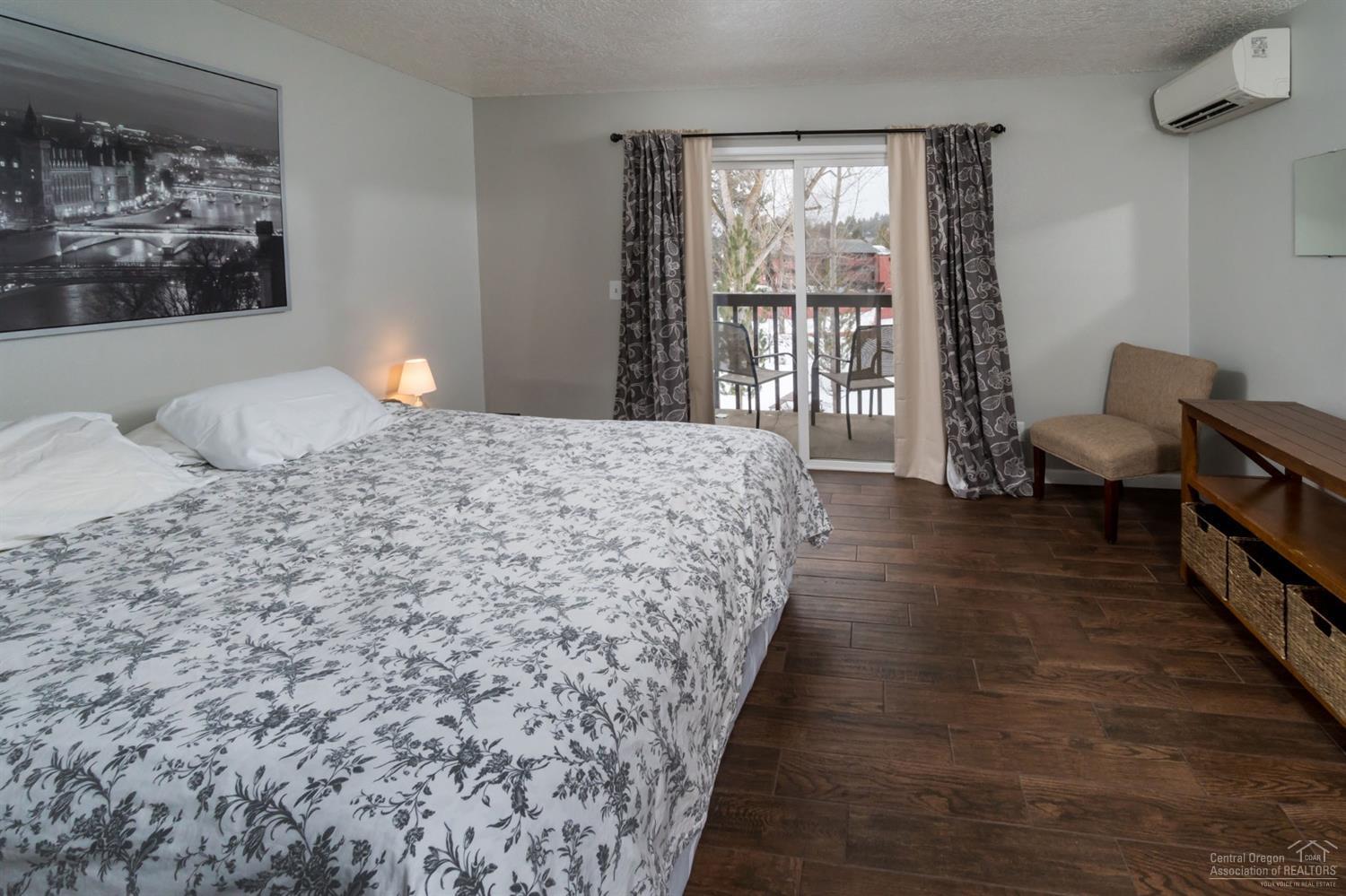 Bend Riverside - Residential