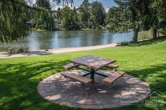 Bend Riverside - Residential