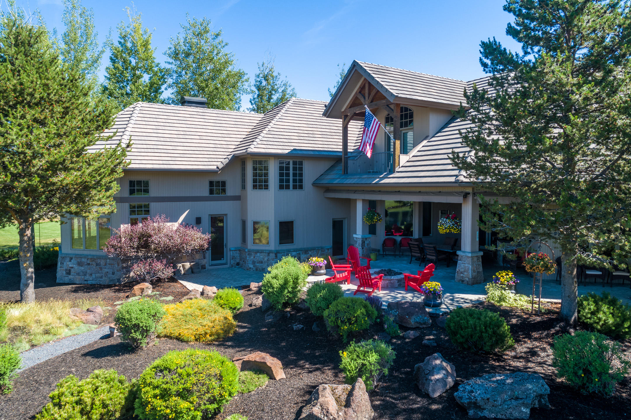 Broken Top - Residential