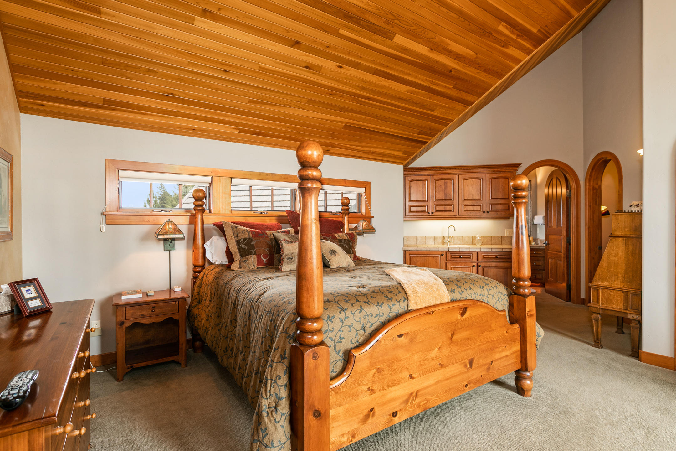 Broken Top - Residential