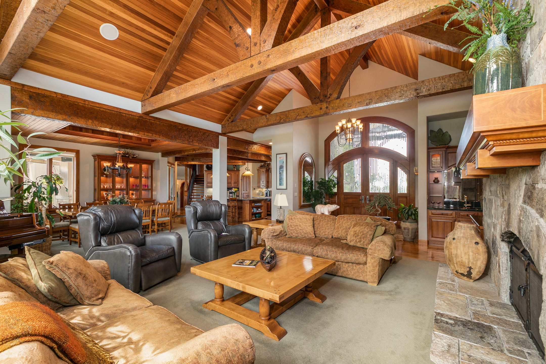 Broken Top - Residential