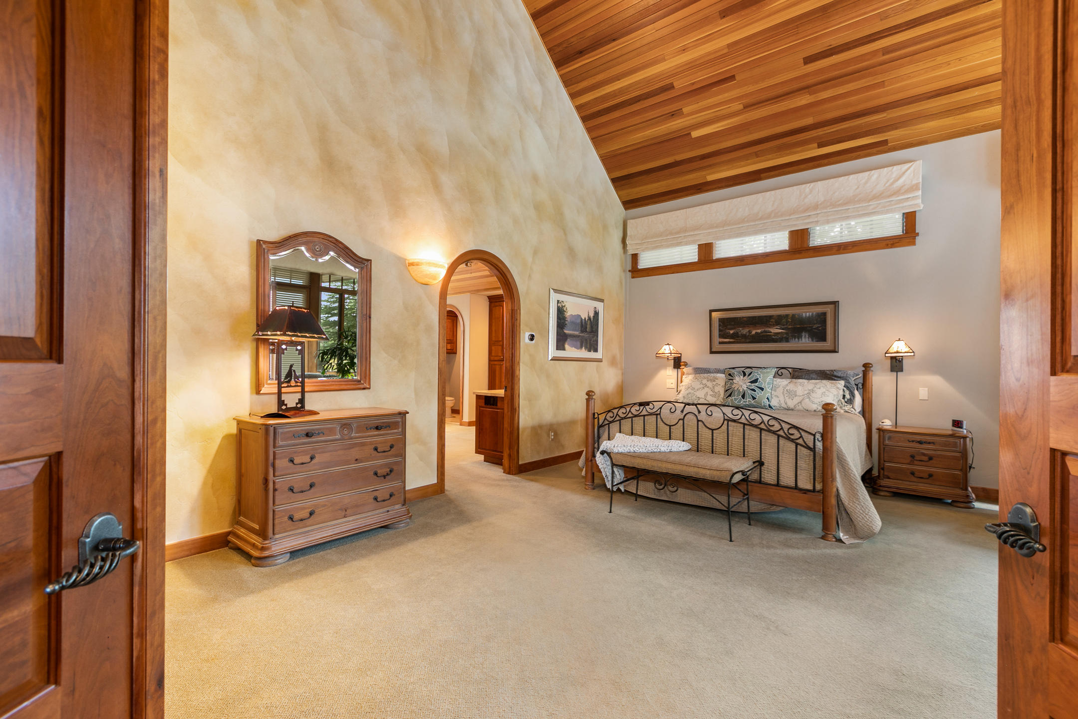 Broken Top - Residential