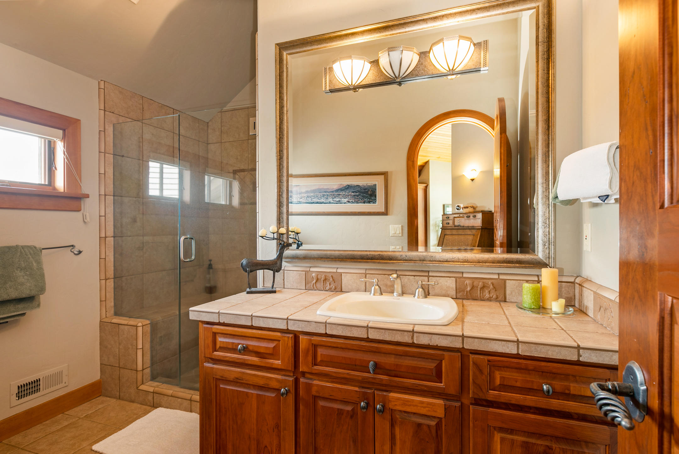 Broken Top - Residential