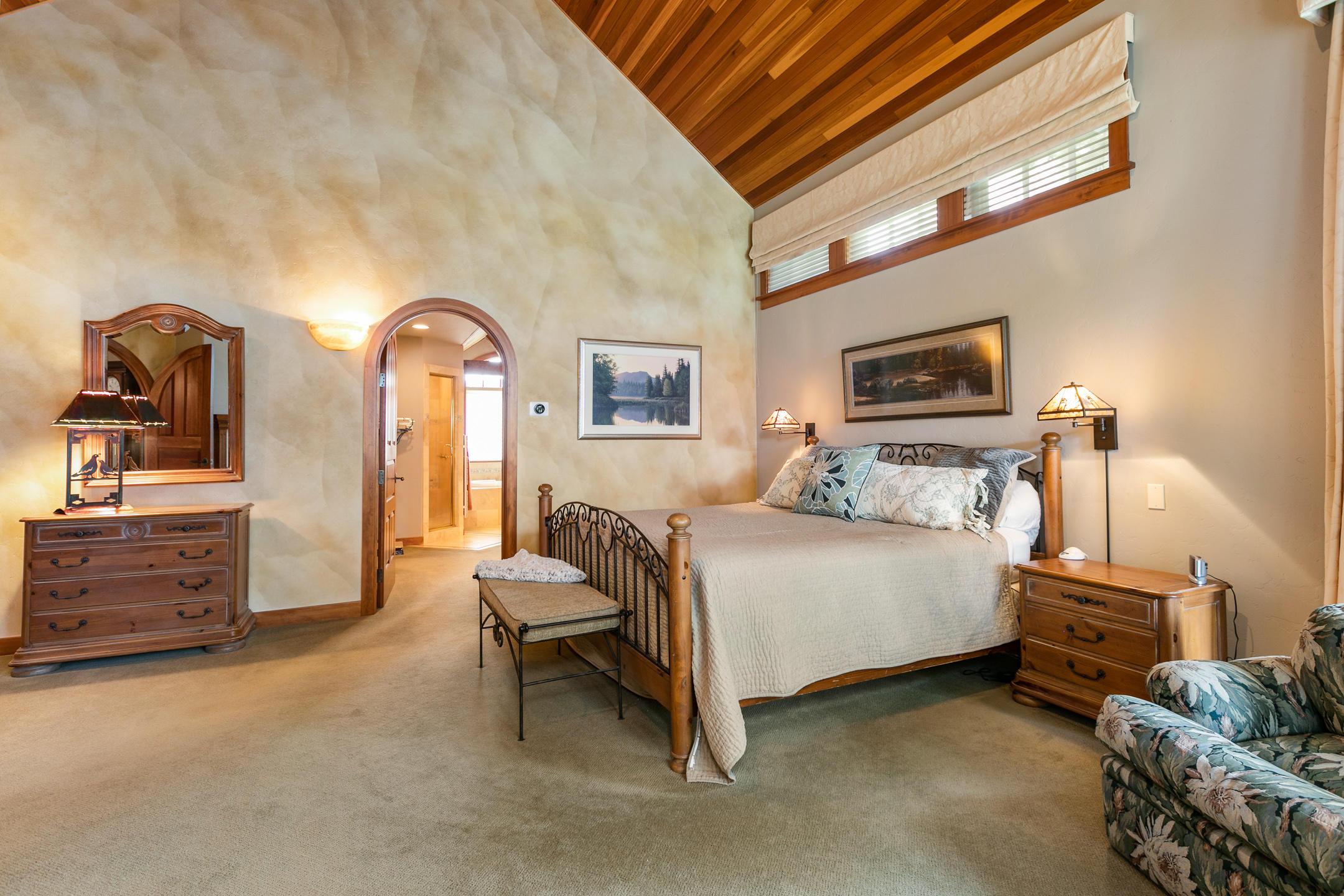 Broken Top - Residential