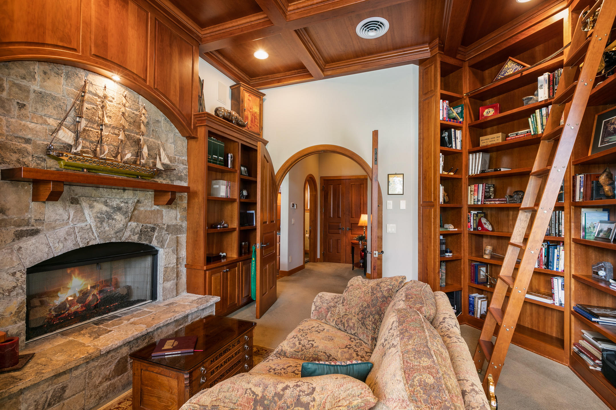 Broken Top - Residential