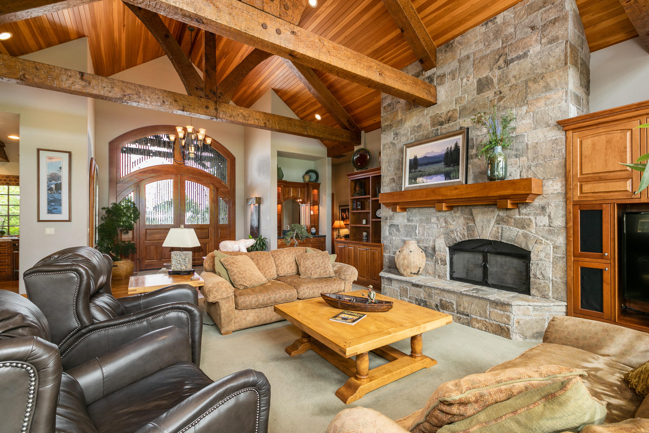 Broken Top - Residential