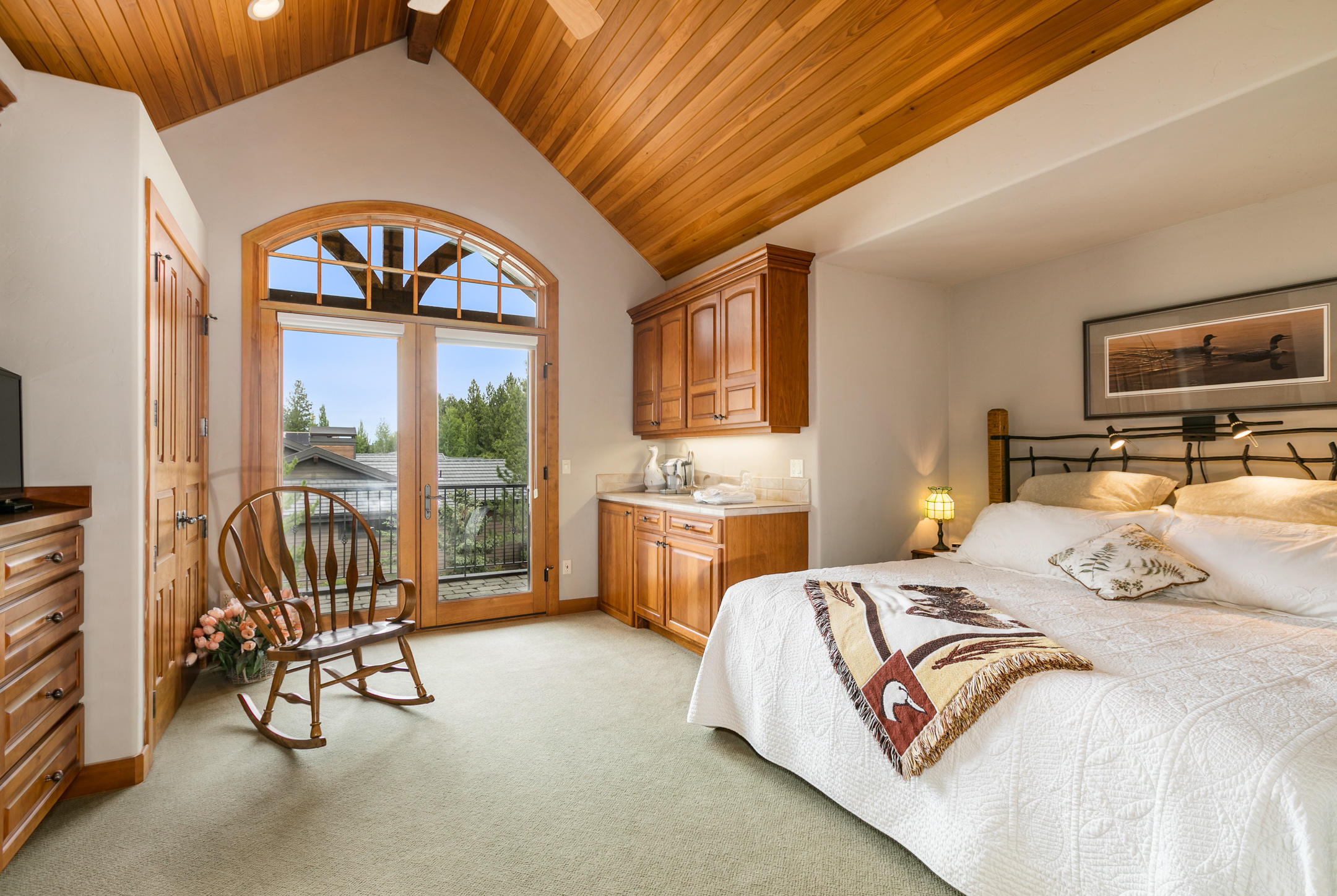 Broken Top - Residential