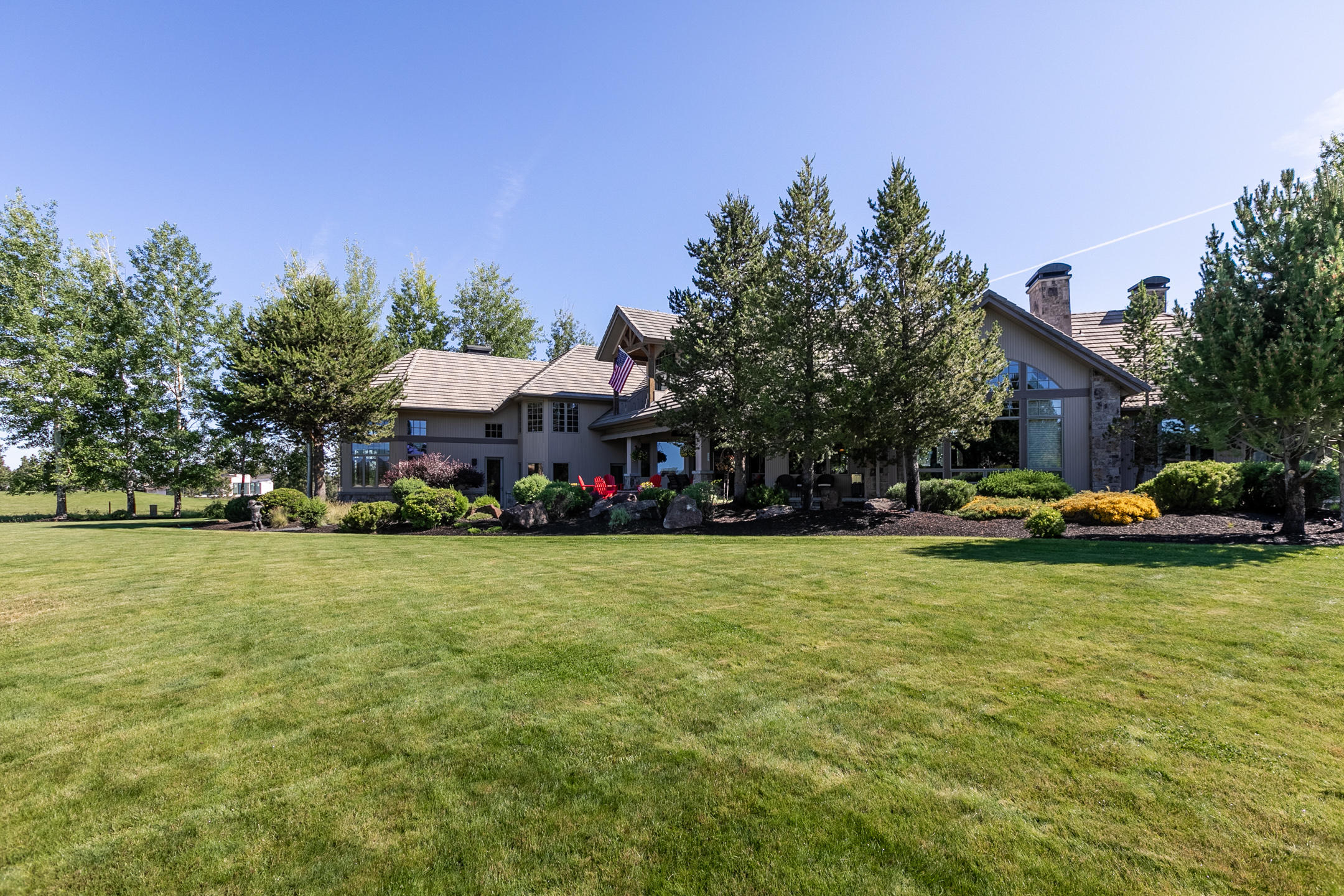 Broken Top - Residential